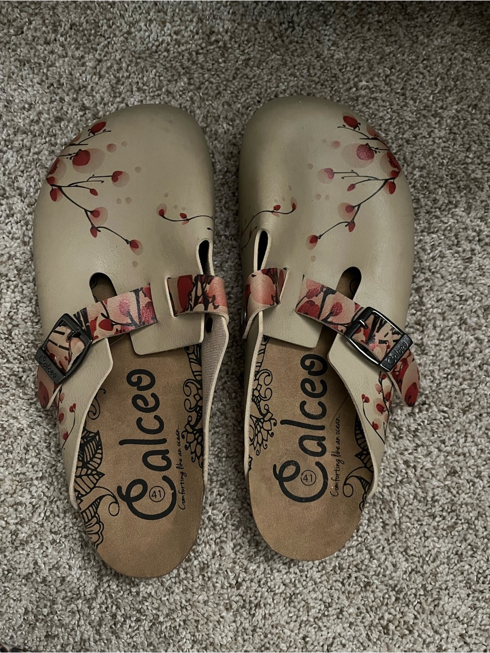 Alceo Floral-Accent Beige Slip-On Clogs
